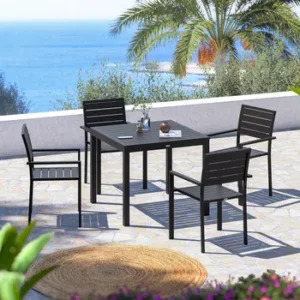 Set tavolo e sedie